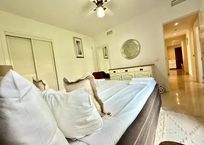 Penthouse Arqueros شقة *