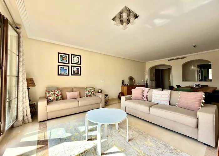 Penthouse Arqueros بينهافيس